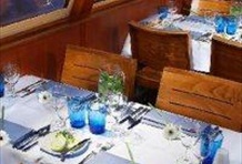 Amsterdam Traditional Dinner Cruise